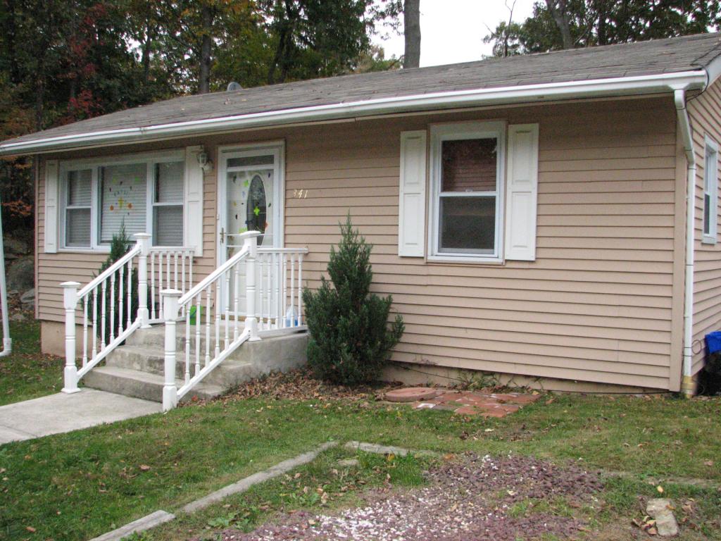 341 DUPONT AVE