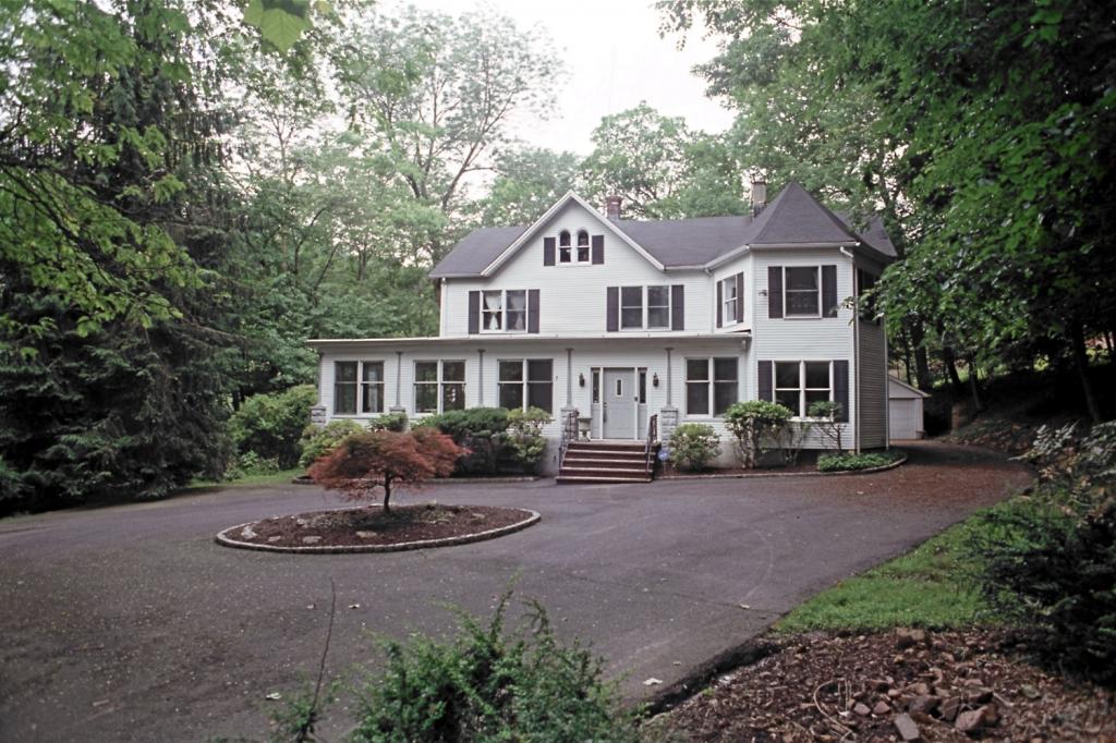 516 WATCHUNG AVE