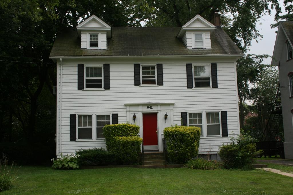 940-42 PROSPECT AVE