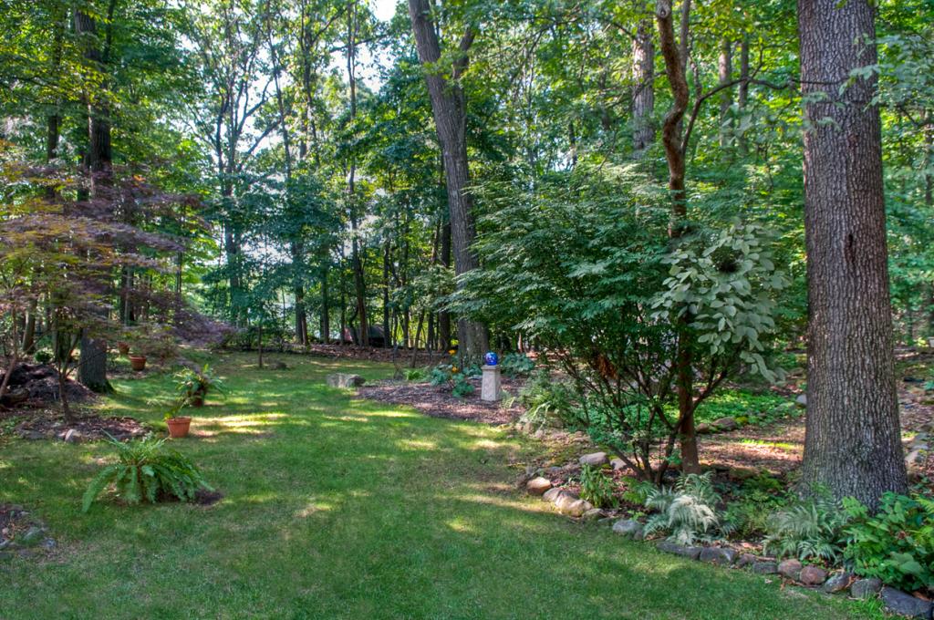 374 HARTSHORN DRIVE