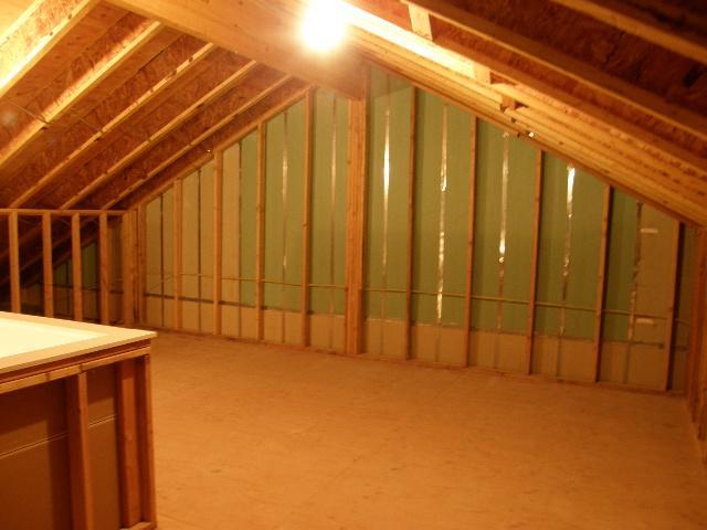 MLS #/Web ID: 2712777