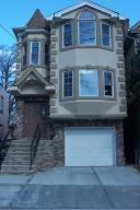 17 Netherwood Place