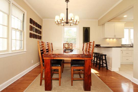 10 WHITE BIRCH DRIVE
