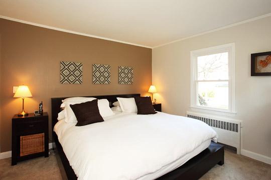 10 WHITE BIRCH DRIVE