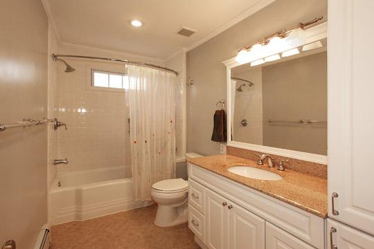 10 WHITE BIRCH DRIVE