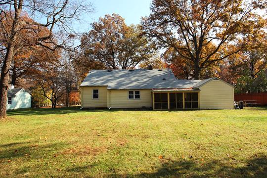 10 WHITE BIRCH DRIVE
