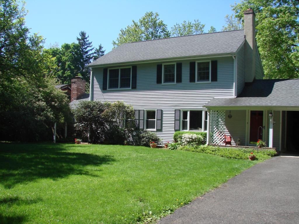 MLS #/Web ID: 2683878