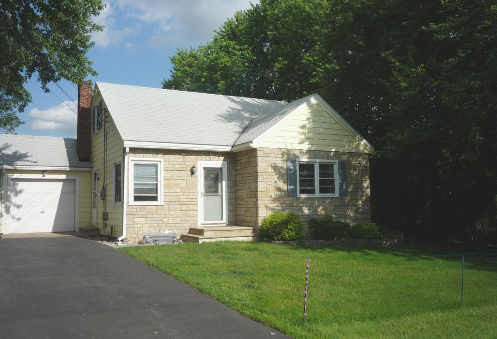 22 BLOSSOM HILL RD