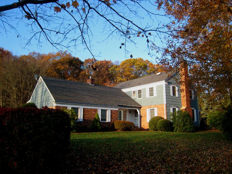 MLS #/Web ID: 2700878