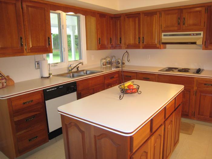 MLS #/Web ID: 2700878