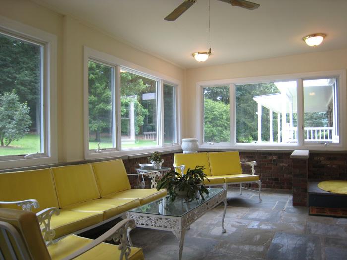 MLS #/Web ID: 2700878