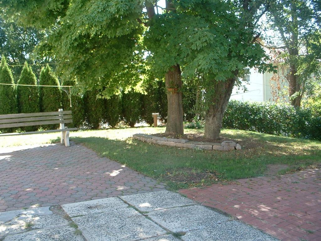 MLS #/Web ID: 2703778