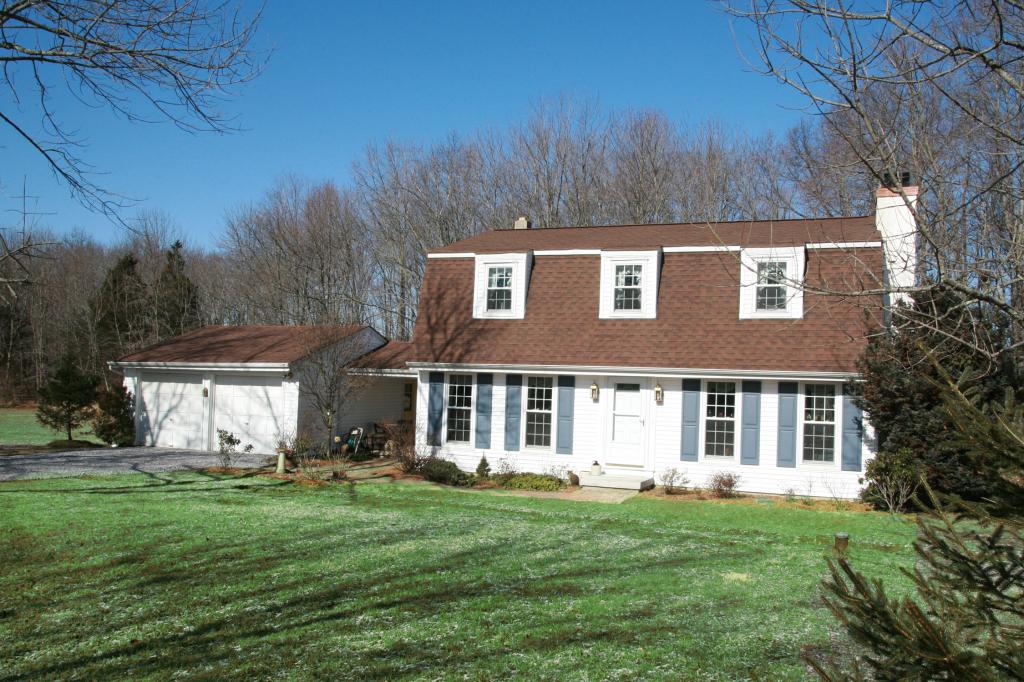 MLS #/Web ID: 2706178