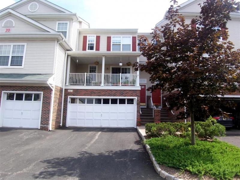 2002 MIDDLEFIELD CT