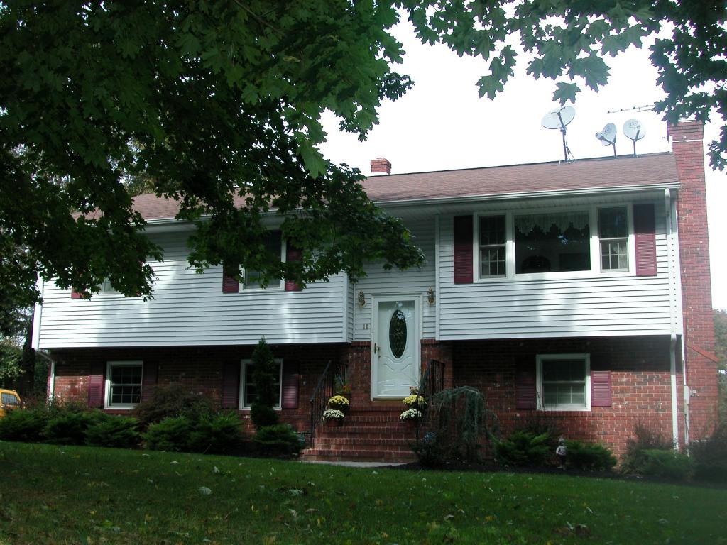 12 STUDER RD