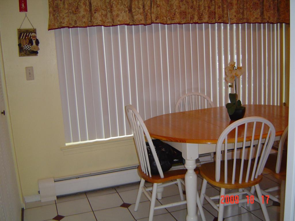 38 BREWSTER CIR