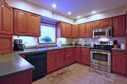 524 HAMDEN RD