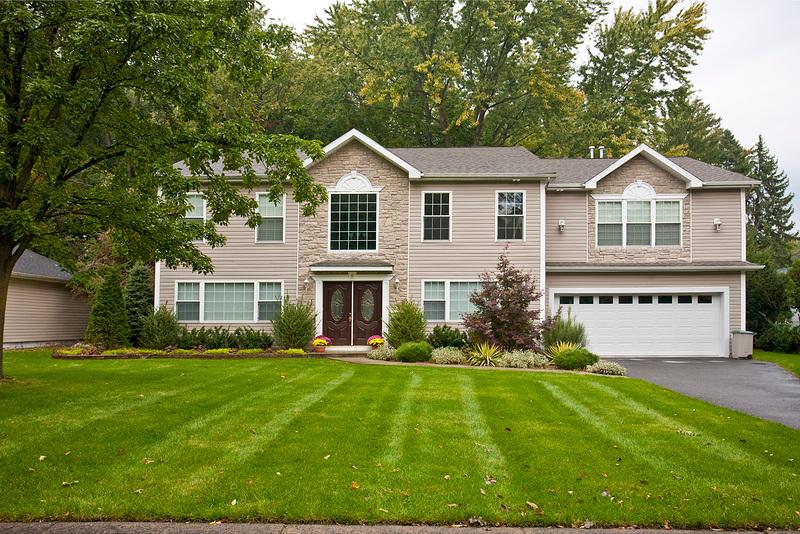 8 BEVERLY RD