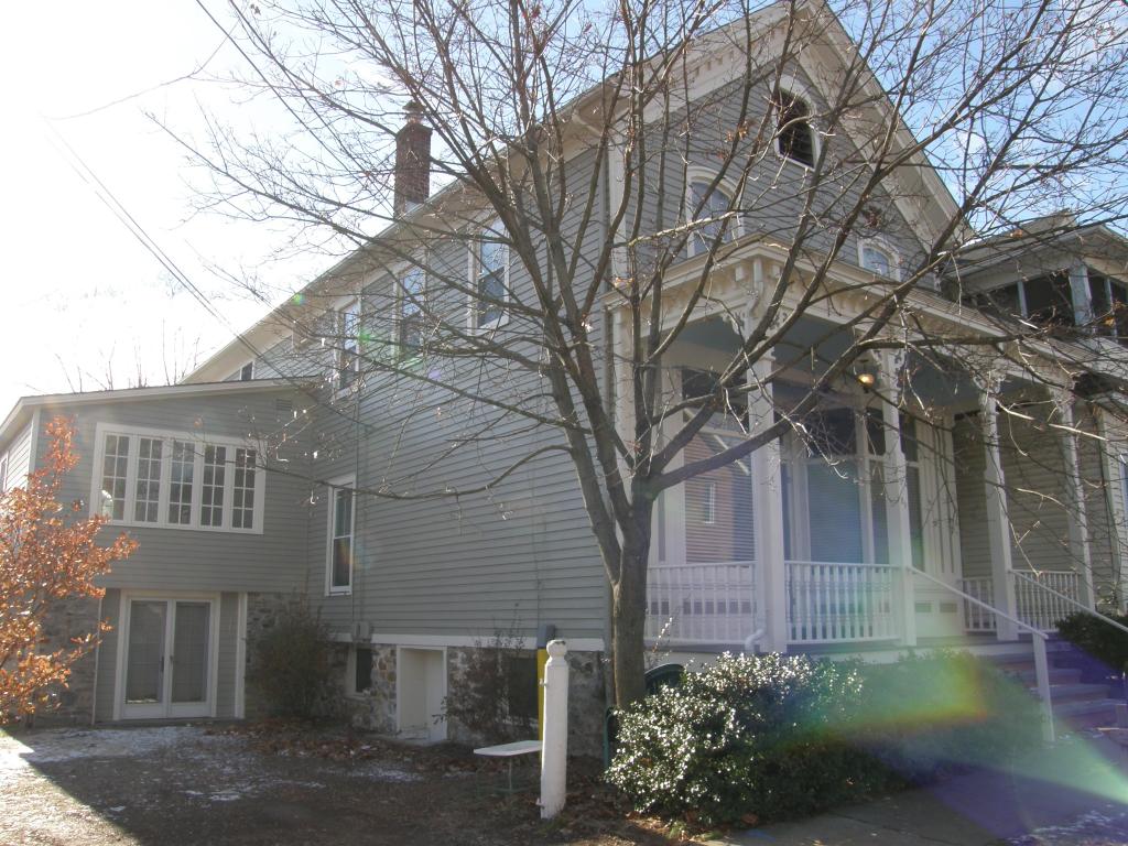 89 MAIN ST