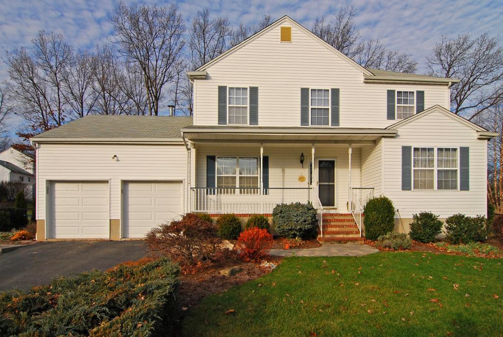 11 SHERWOOD PL
