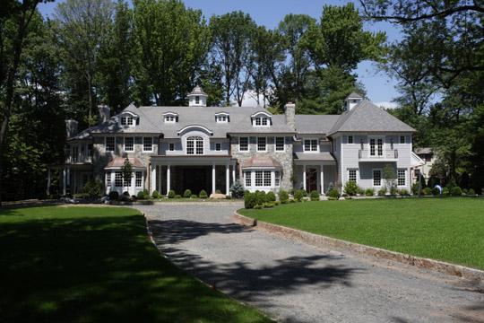 MLS #/Web ID: 2696579
