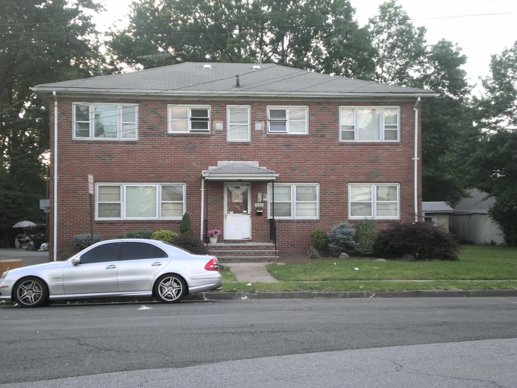 MLS #/Web ID: 2698379