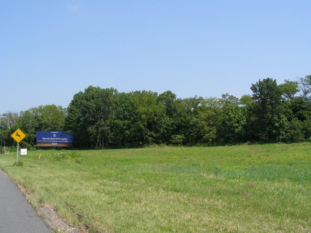 MLS #/Web ID: 2708279