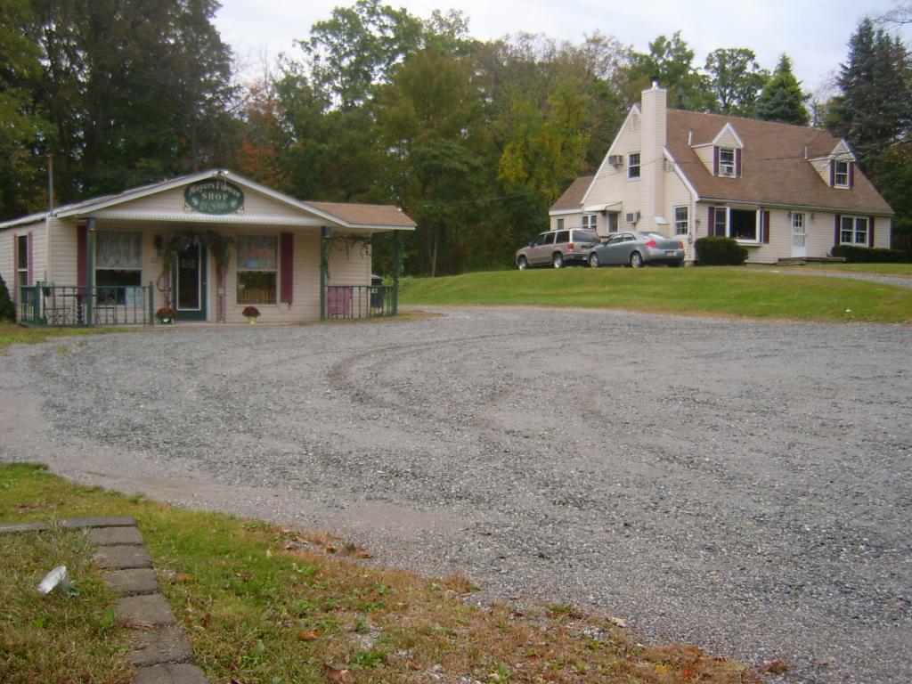 MLS #/Web ID: 2711579