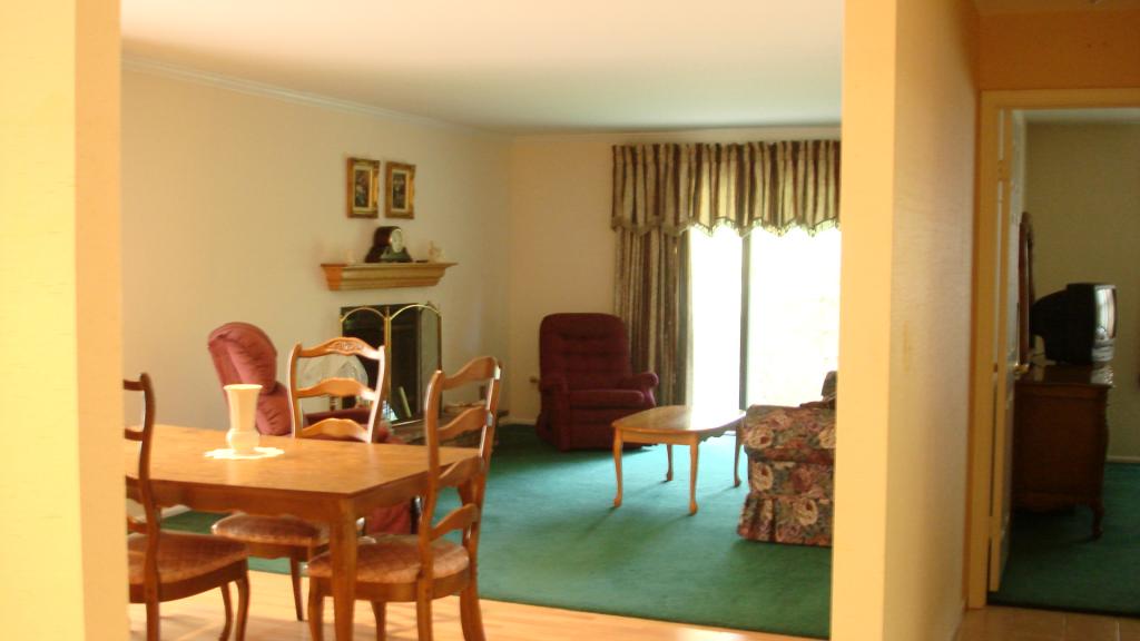 41 SUNRISE DR