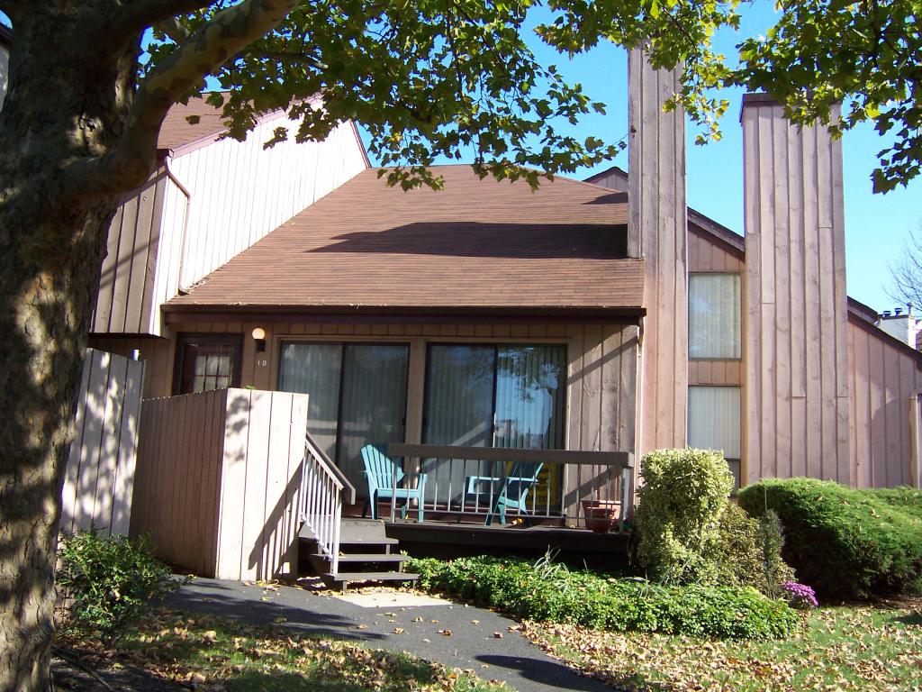 107 BLUEBIRD DR UNIT 1D