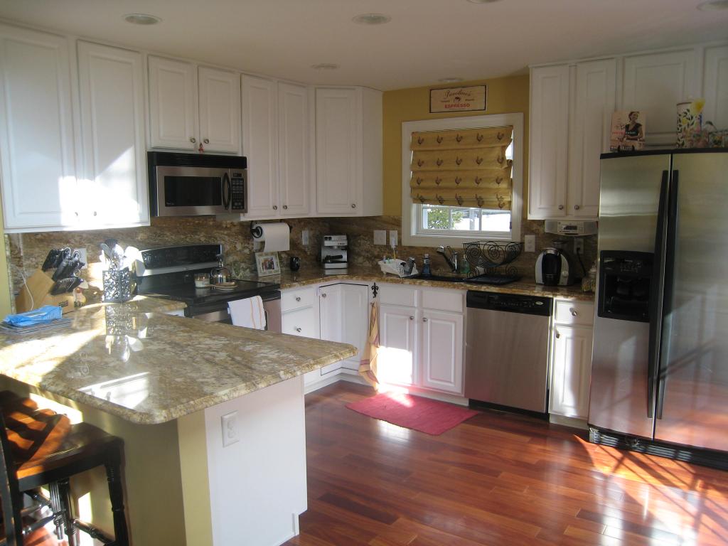 1 BIRCHWOOD LN