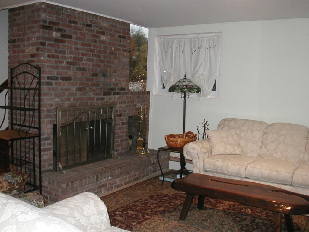 MLS #/Web ID: 2724379