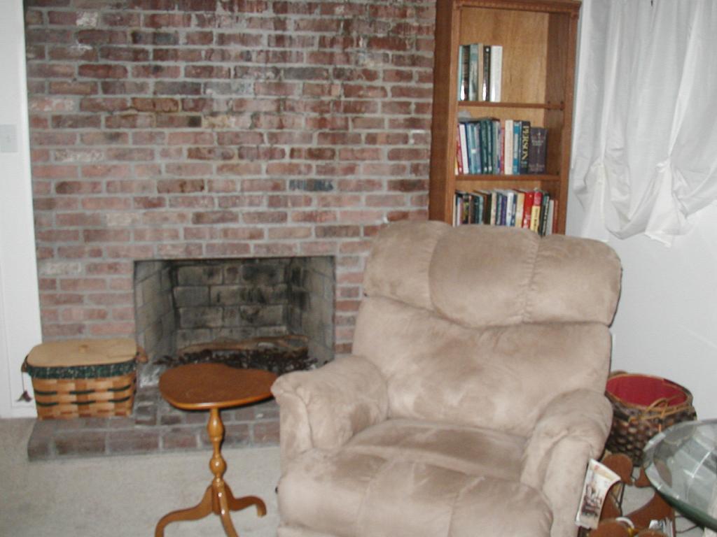 MLS #/Web ID: 2724379