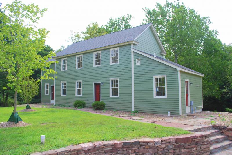 MLS #/Web ID: 2726279