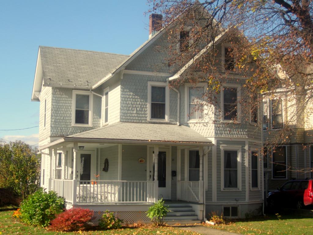 21 North Lincoln Avenue
