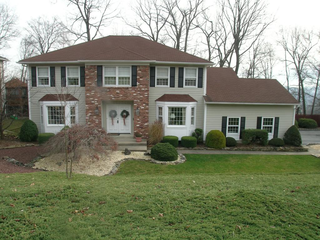 MLS #/Web ID: 2729379