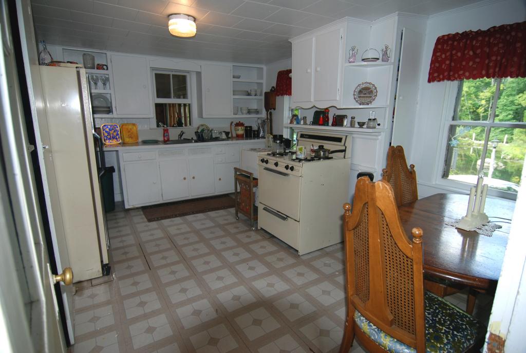 MLS #/Web ID: 2576480