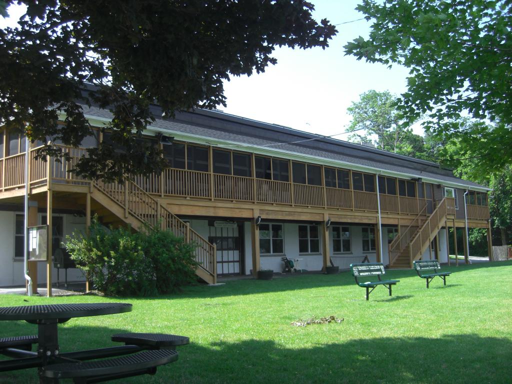 10 NOOK LN