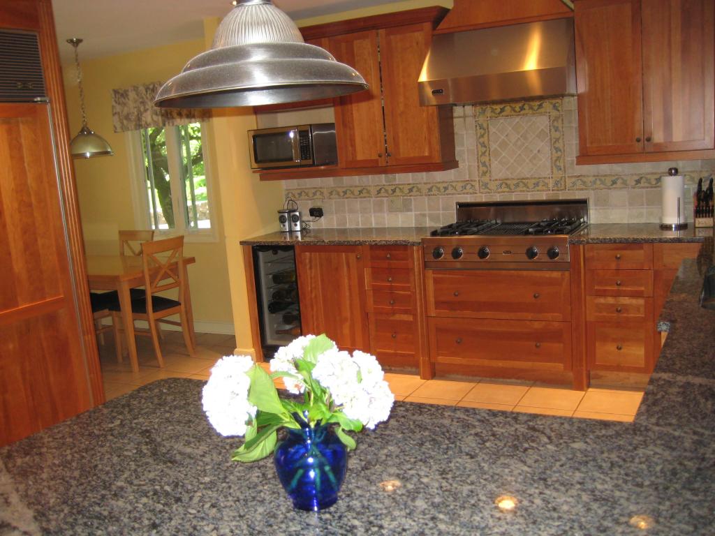 MLS #/Web ID: 2697880