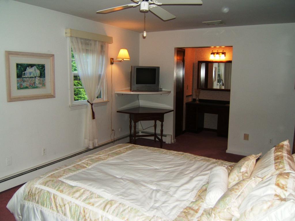 10 KIMBERLY CT