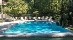 805 LENEL LN