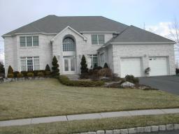 MLS #/Web ID: 2723480