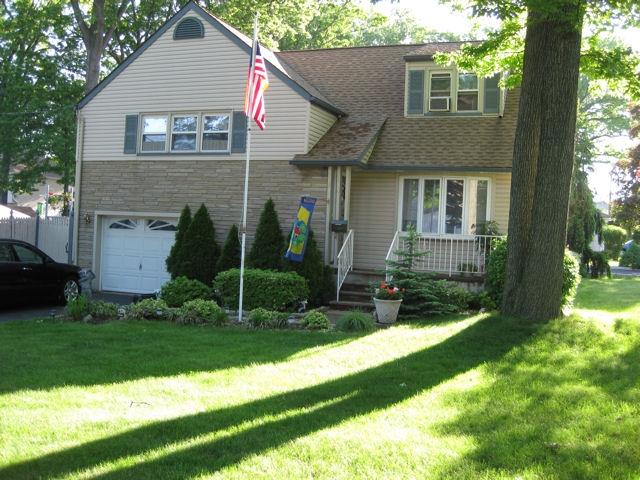 MLS #/Web ID: 2726180