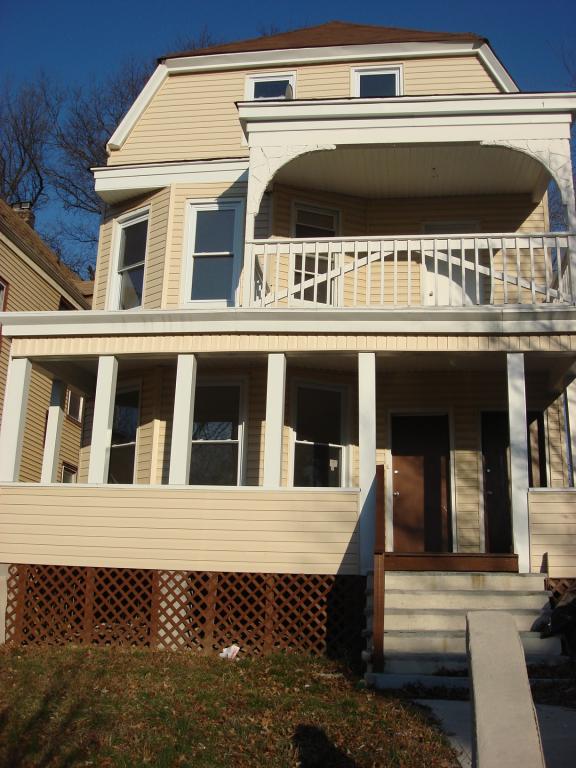 537 NORTH GROVE