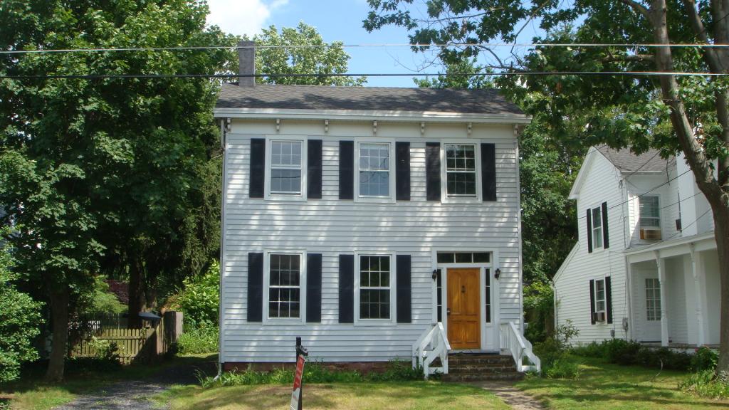 MLS #/Web ID: 2624381