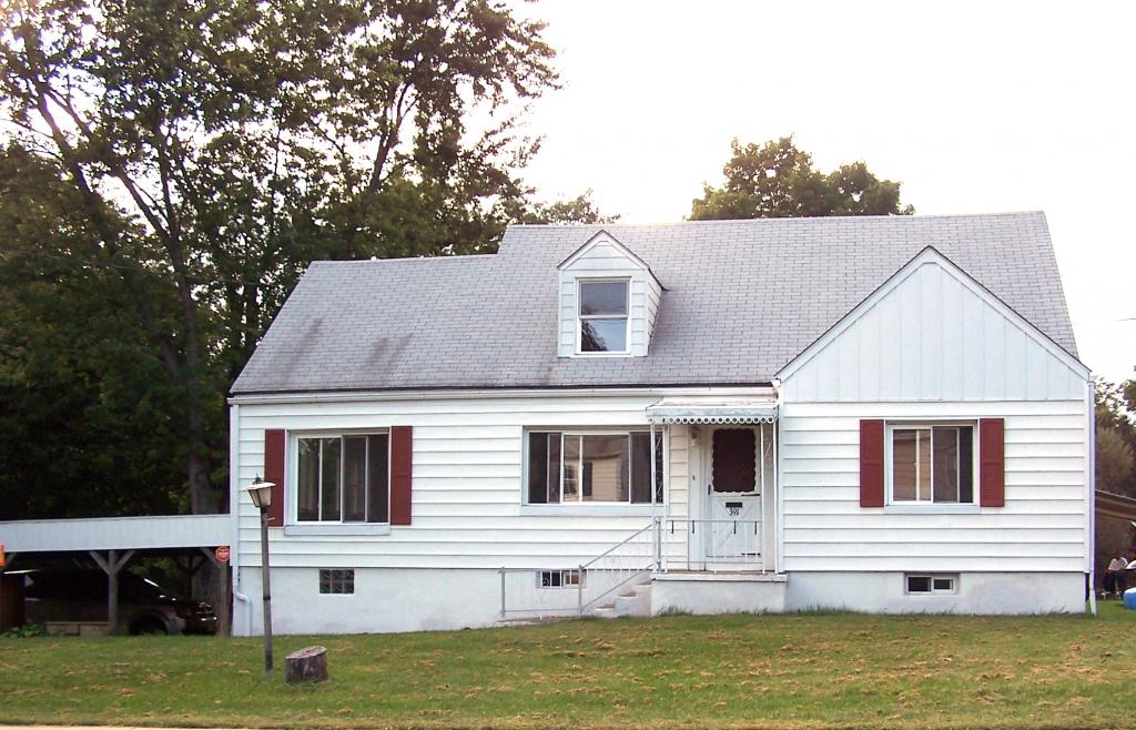 391 Rutherford Avenue