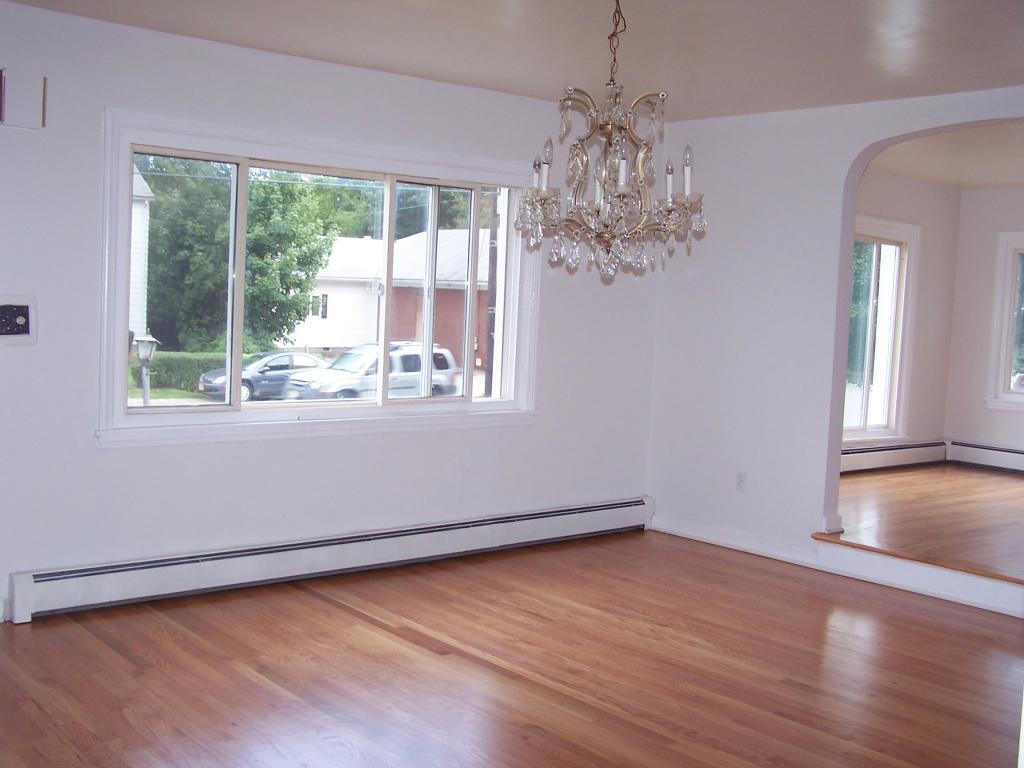 391 Rutherford Avenue