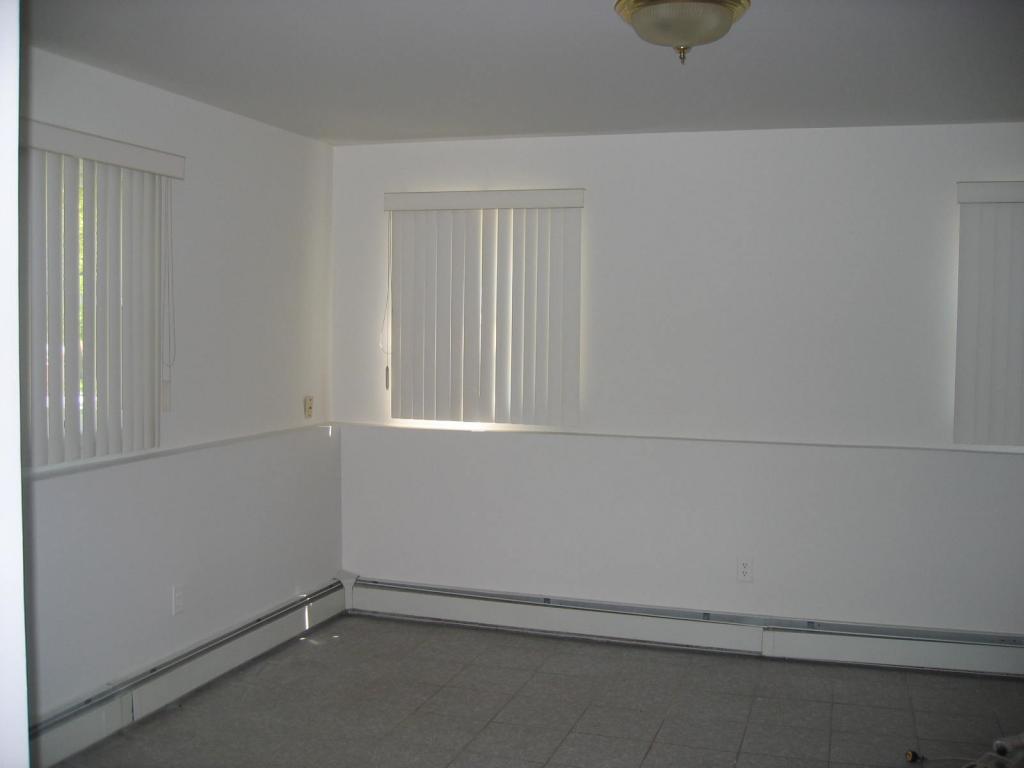3 JAMES DR