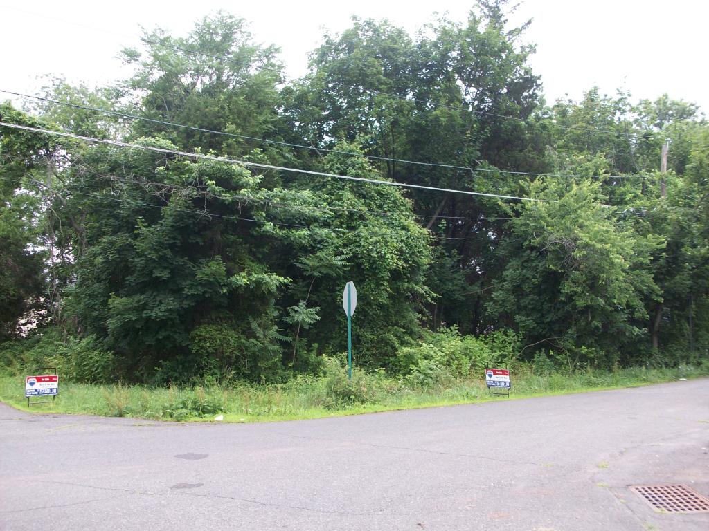 MLS #/Web ID: 2694681