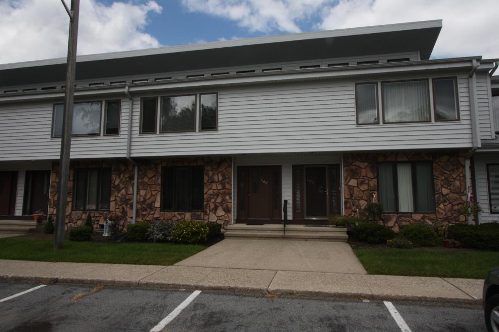 102 CHEYENNE RD